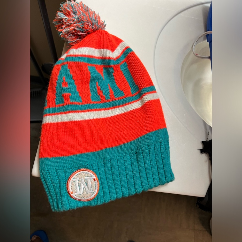 Two Miami Dolphins 🐬 Winter Knits Pom Hats 🧡🏈